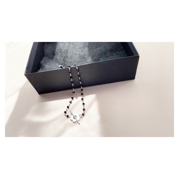 Pretty Bird Toggle Silver & Black choker - Picture 4 of 10